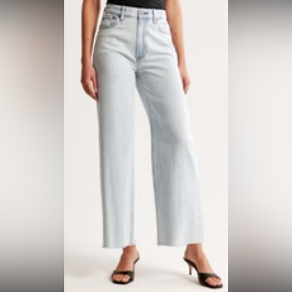 J. Jill Denim - J. Jill Women’s High Rise Full Leg Light Blue Denim Zip Fly Jean SZ 12 Tall EUC
